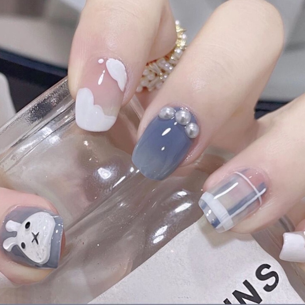 CLEAROUT🌹 Final sale💅 Press on nails 
24 pieces